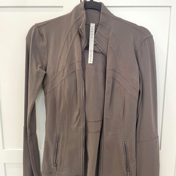 Lululemon Define Nulu Jacket - Light Purple color - Size 4 - Picture 1 of 3